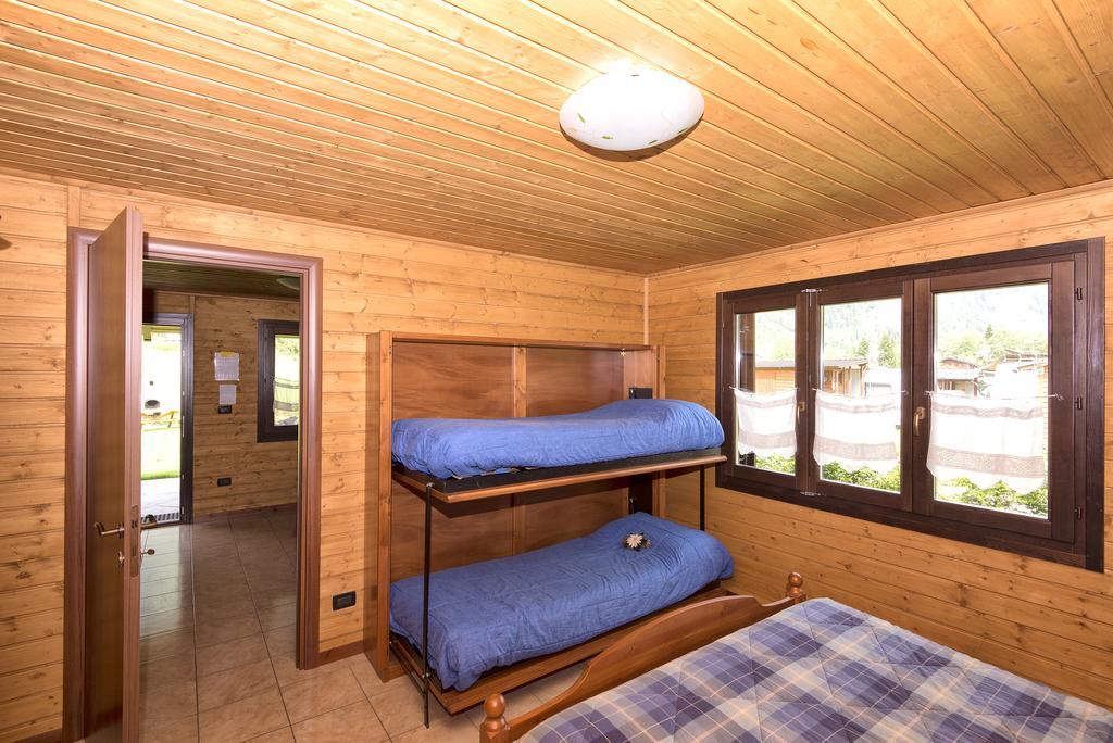 Margherita Camping & Resort Грессоне-Сен-Жан Номер фото